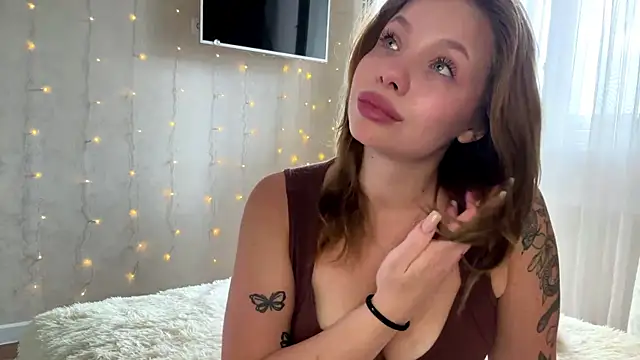 Lia_be_mine webcam