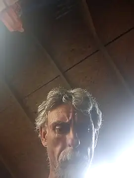 19JaSon83 webcam