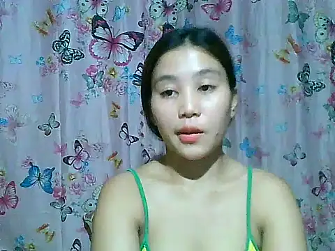SexyAsianPussy4u webcam