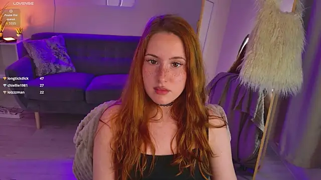 ChloeAster webcam