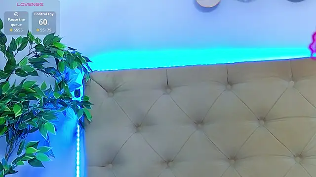 TemptingLuna_ webcam