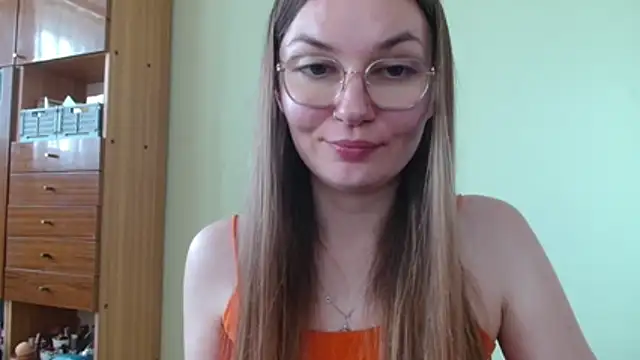 LooveELLYx webcam