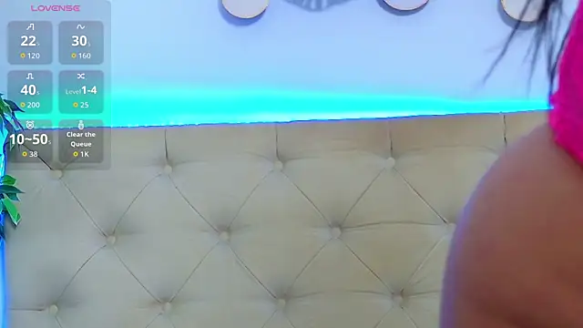 TemptingLuna_ webcam