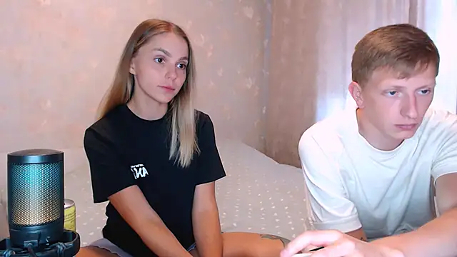 juliaanddima webcam