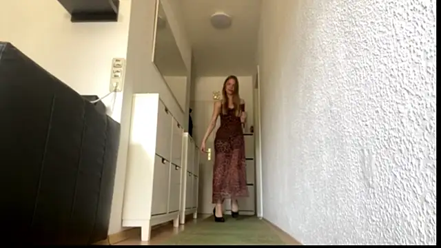 sunnystrike - SunnyStrike's free webcam - UK Sex Cams