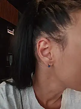 KatiaDivine webcam