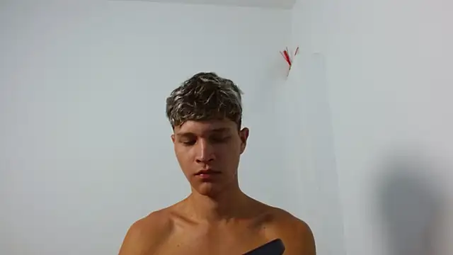 Twinkcock22 webcam