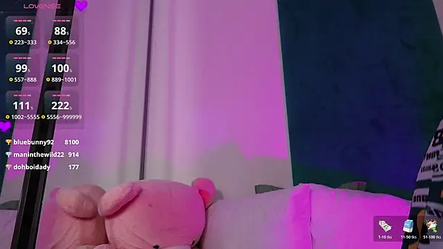 LucyLextonX webcam