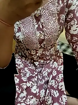 Seema_yadav01 live cam on StripChat