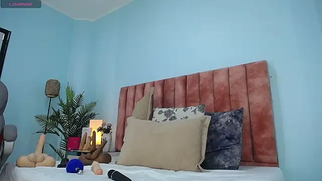 nana_levy webcam