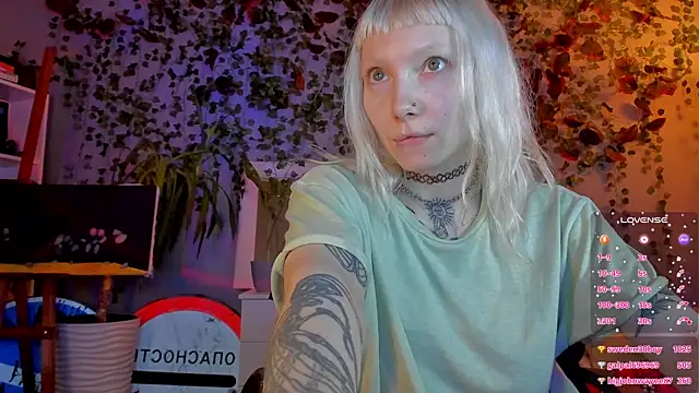 tattoo_art_baby live cam on StripChat