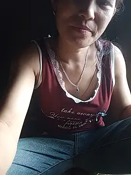 Heryy_xx live cam on StripChat