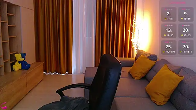 mia_bloomy live cam on StripChat