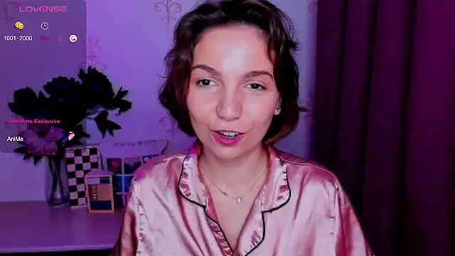 KindHazelHere_ webcam