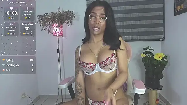 Queen_Morena webcam