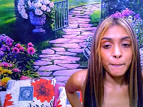IndianPretty14u2Luv webcam