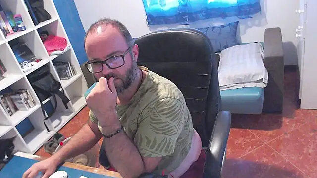 ravingr4d4 webcam