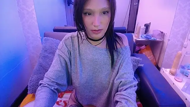mia_collens webcam