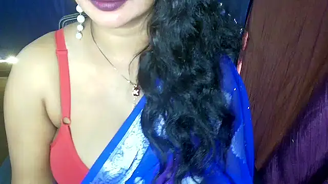 QUEEN_SAKHI1 webcam