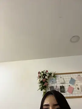 IvonneOwen webcam