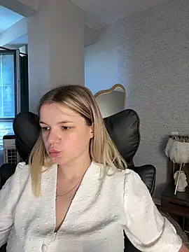 KimEvanss webcam