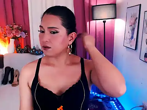 SWEETBELLA69 webcam