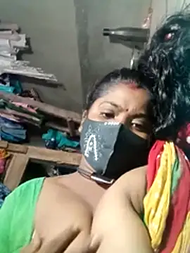 Miss-poly webcam
