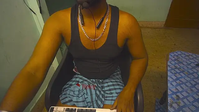 Tamil_KDD live cam on StripChat
