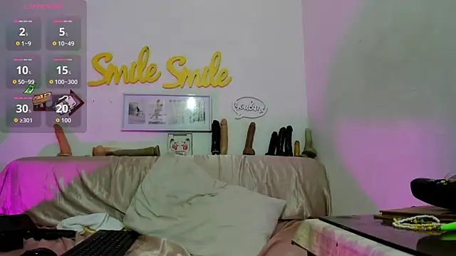 HornyMariu webcam
