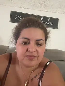 Velvetshadow_48 webcam