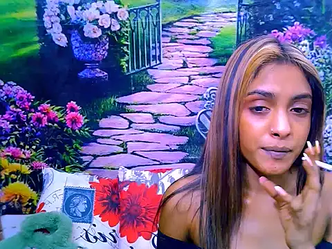 indianpretty14u2luv - IndianPretty14u2Luv's free webcam - UK Sex Cams