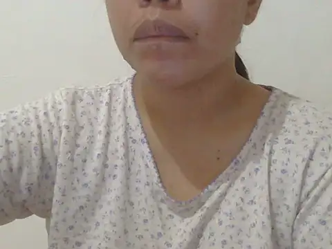 ChubbyButty live cam on StripChat