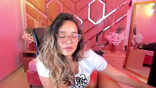Olivia_Fox69 webcam