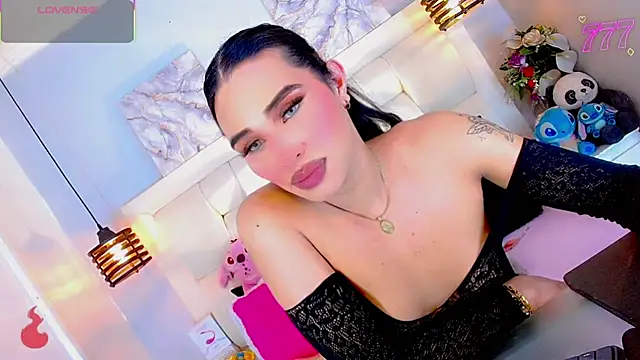 BelovedChain01 live cam on StripChat