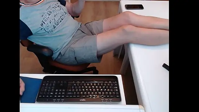 dutchpornking live cam on StripChat