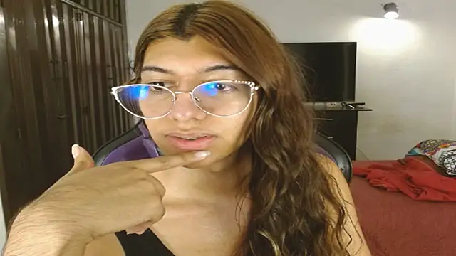 Alanni_parker webcam