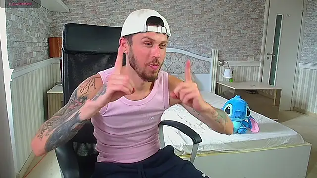 JonahShaw webcam