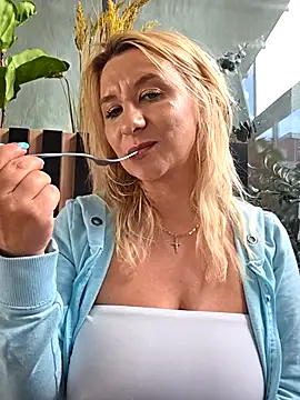 KaylinJan webcam