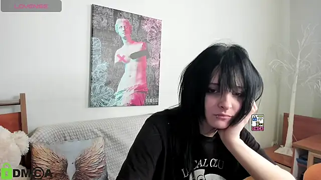 MillyMils webcam