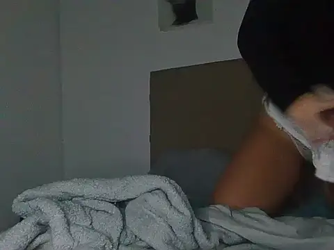 latinbabygirl webcam