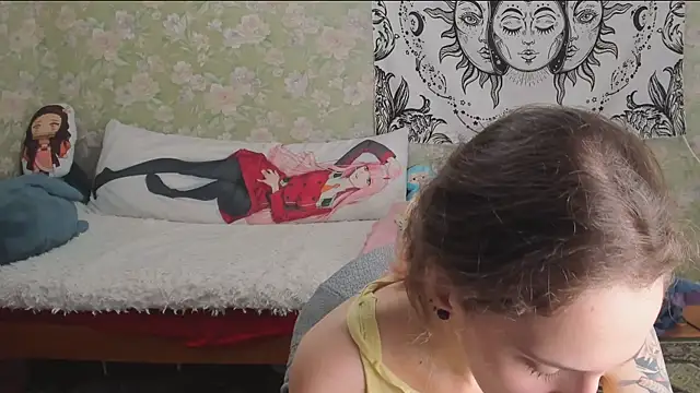 Cutie_Adelia webcam