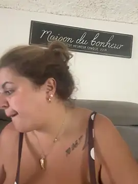 Velvetshadow_48 webcam