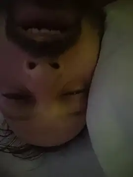 Cummaker69 webcam