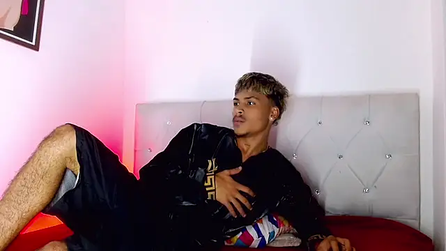 Angel_foxc13 webcam
