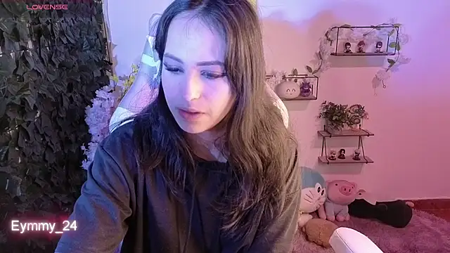 Eymmy_24 webcam
