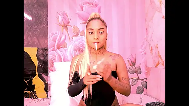 indian_barbie webcam