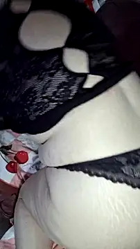 Bella_Squirts webcam