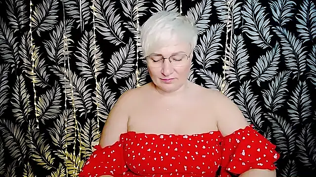 Olivia_playful webcam