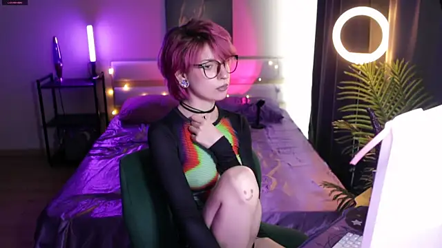 _Moonlight_t live cam on StripChat