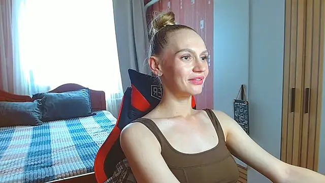 Lady_Sunshine_ live cam on StripChat